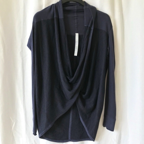 lululemon iconic wrap Blue Black Stripe Sweater Pullover cross over size 8 - Picture 2 of 12